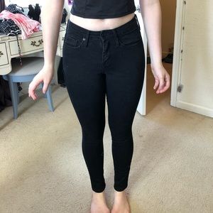 skinny jeans